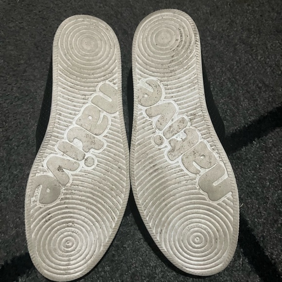 Mens size 10 Native slip on shoes - Picture 3 of 3